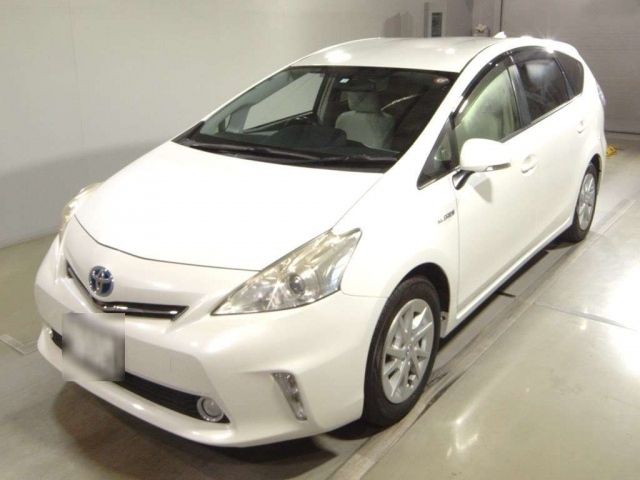 54 Toyota Prius alpha ZVW41W 2012 г. (TAA Tohoku)